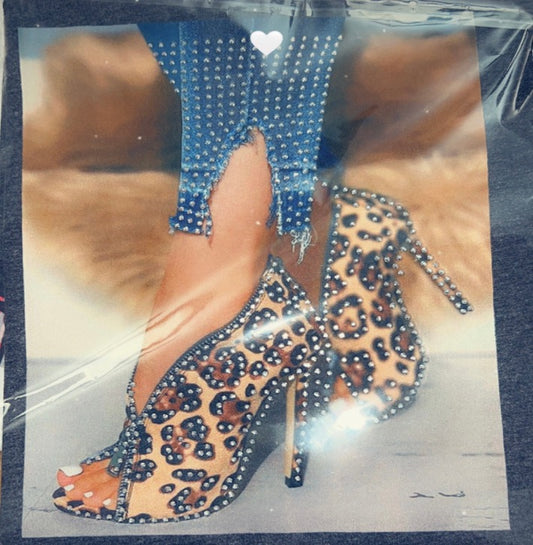 Leopard Heels T-shirt